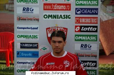 un jucator care stie bine sa inchida jocul si care pune suflet in ceea ce face. andrei